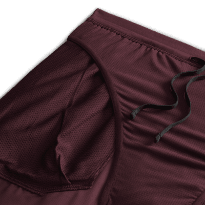 Shorts de correr Dri-FIT de 13 cm con forro de ropa interior para hombre Nike Stride