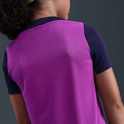 Koszulka piłkarska z krótkim rękawem dla dużych dzieci Nike Dri-FIT FC Barcelona Strike