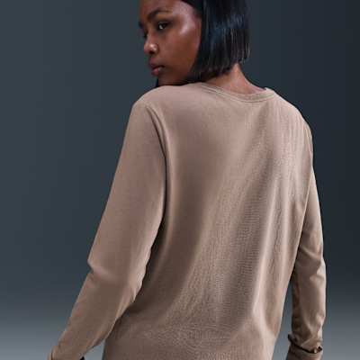 Nike Sportswear Club Women's Long-Sleeve T-Shirt