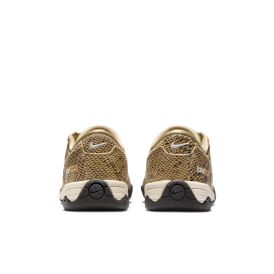 ナイキ トータル 90 SE ウィメンズシューズ