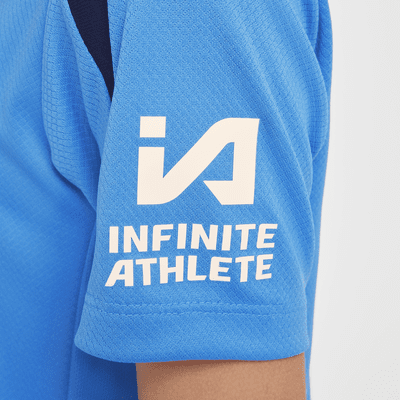 Chelsea FC Strike Nike Dri-FIT kortermet strikket fotballoverdel til store barn