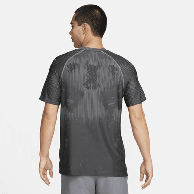 Nike A.P.S. Men's Dri-FIT ADV Short-Sleeve Versatile Top