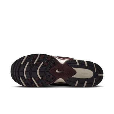 ナイキ V5 RNR メンズシューズ