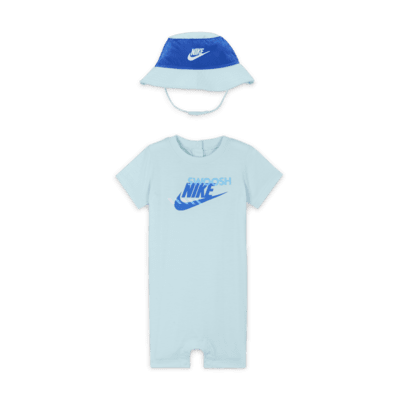 Conjunto de enterito y gorro tipo pescador para bebé (12 a 24 meses) Nike Sportswear PE