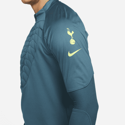 Tottenham Hotspur Strike Winter Warrior Men's Nike Therma-FIT Soccer Drill Top