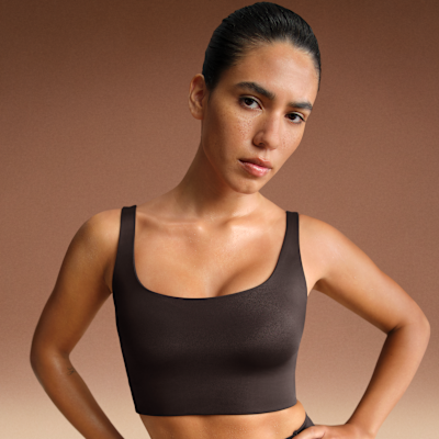 NikeSKIMS Shine Women's Scoop-Neck Bra Top