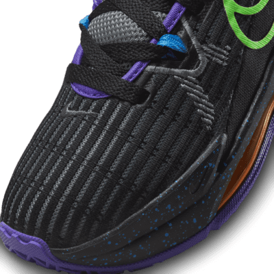 LeBron Witness 6 Calzado de básquetbol para niños talla grande