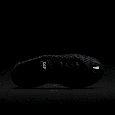 ナイキ エア マックス トーチ 4 メンズシューズ