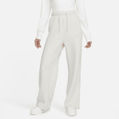 Nike Sportswear Plush