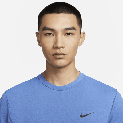 Nike Dri-FIT UV Hyverse 男款短袖健身上衣