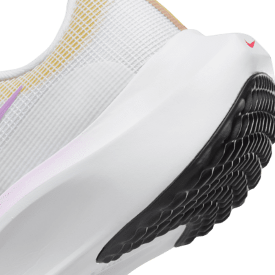 Tenis de correr en pavimento para mujer Nike Zoom Fly 5