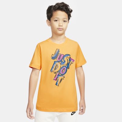 boys yellow nike shirt