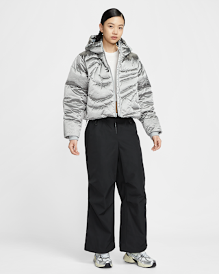 Nike Sportswear Swoosh Series