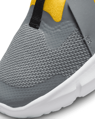 nike flex runner slip on