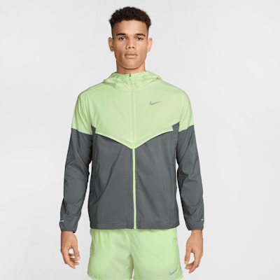 Nike Impossibly Light Windrunner