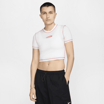 Playera slim cropped para mujer Nike Sportswear Chill Knit