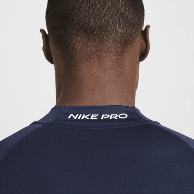 Playera de manga larga de fitness Dri-FIT de cuello alto para hombre Nike Pro