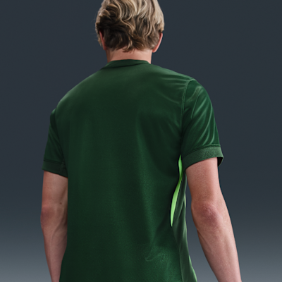 Haut de foot à manches courtes Replica Nike Dri-FIT VfL Wolfsburg 2025/2026 Stadium Domicile pour homme