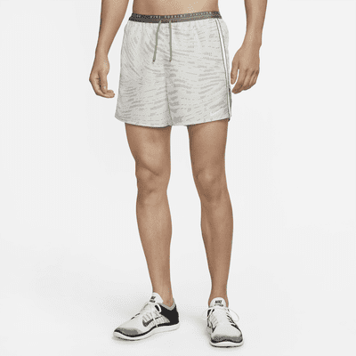 Nike Dri-FIT Run Division Stride Men's 13cm (approx.) Brief-Lined Running Shorts