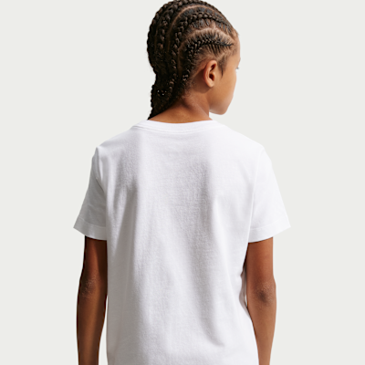 Nike Sportswear Older Kids' T-Shirt