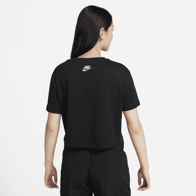 Nike Sportswear Women's Short-Sleeve Crop Top. Nike ID