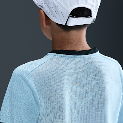 Nike Multi Tech Older Kids' (Boys') Dri-FIT Short-Sleeve Top