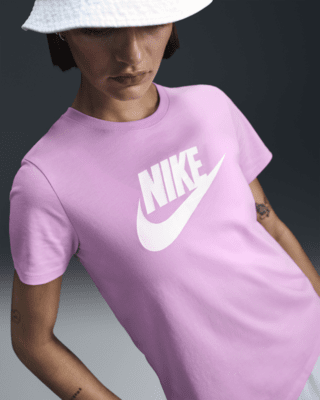 Женская футболка Nike Sportswear Essentials Logo