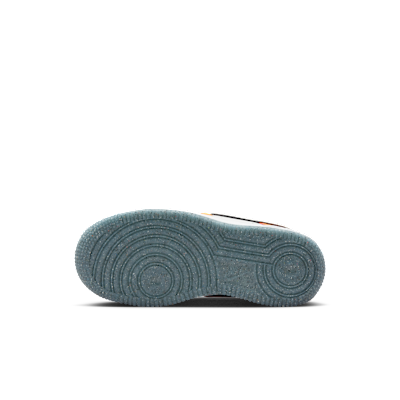 Nike Force 1 Low SE Younger Kids' Shoes. Nike UK