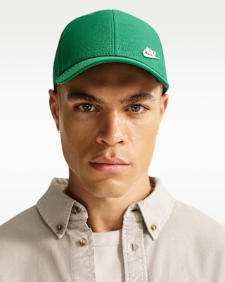 Женская кепка Nike Dri-FIT Club Structured Metal Logo Cap
