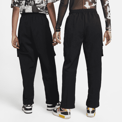 Nike Sportswear Essential Women's High-Rise Woven Cargo Trousers