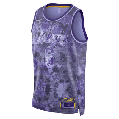 Jersey Nike Dri-FIT Swingman de la NBA para James Los Lakers 2022/23 Series. Nike.com
