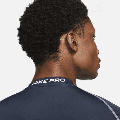 Nike Pro Dri-FIT Men's Tight Fit Long-Sleeve Top