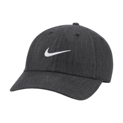nike swoosh cap with embroidered logo in black