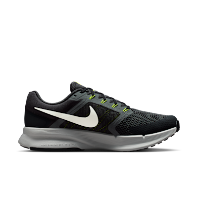 Tenis de correr en pavimento para hombre Nike Run Swift 3