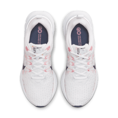 Nike React Infinity 3 Premium 女款路跑鞋。Nike TW