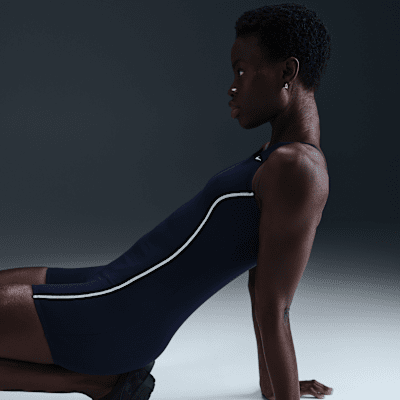 Traje de baño con piernas para mujer Nike Swim HydraStrong Solid