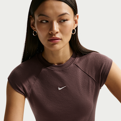 Nike Sportswear Chill Knit Women's Tight Short-Sleeve Ribbed Top