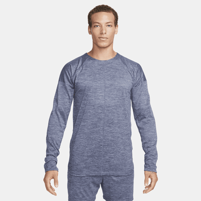 Playera de cuello redondo Dri-FIT para hombre Nike Yoga