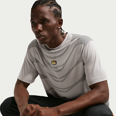 Męska koszulka piłkarska Nike Sportswear Tuned Air