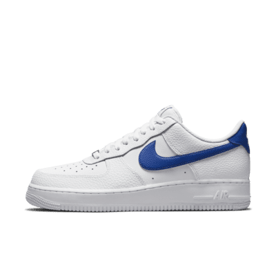 nike air force 1 07 tennis shoes