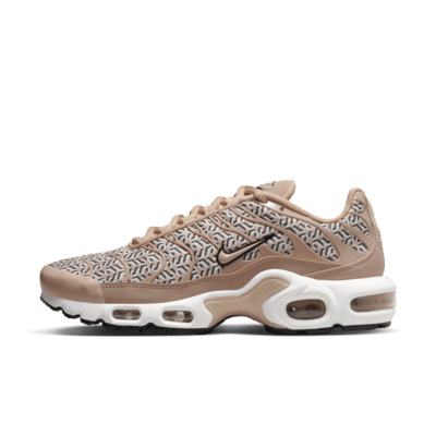 Nike Air Max Plus  Nike air max plus, Nike air max, Nike kicks