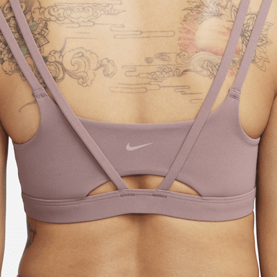 Bra deportivo de baja sujeción con almohadilla para mujer Nike Zenvy Strappy