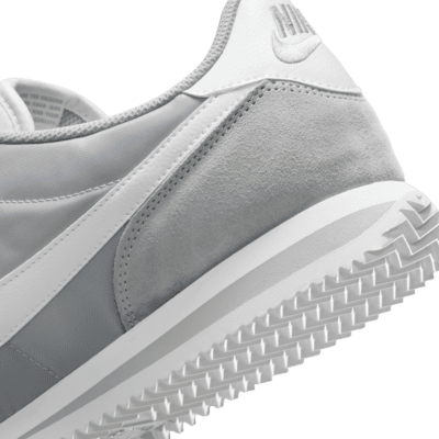 Tenis para hombre Nike Cortez Textile