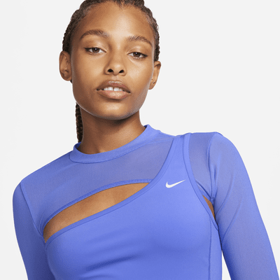 Nike Pro Women's Long-Sleeve Cropped Top. Nike BE