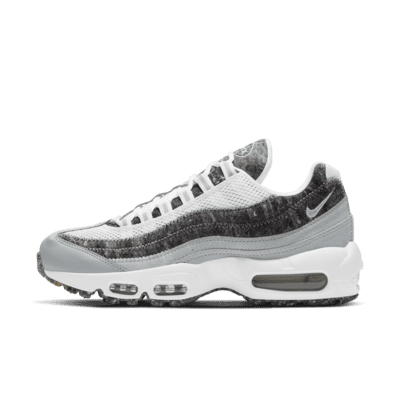 nike air maxes 95