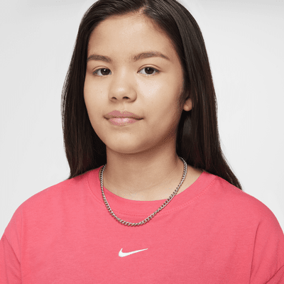 Playera para niña talla grande Nike Sportswear Essential