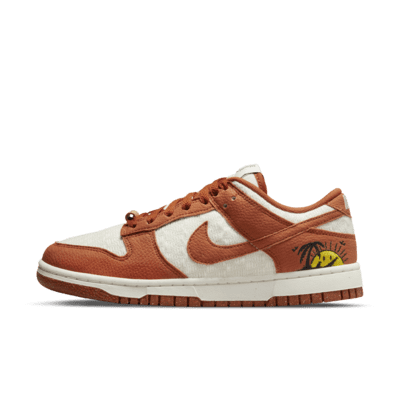 Tenis Casual Nike Dunk Low Easter de Mujer | Innvictus