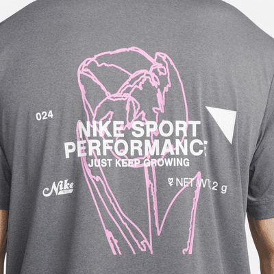 Camisola versátil de manga curta Dri-FIT UV Nike Hyverse para homem