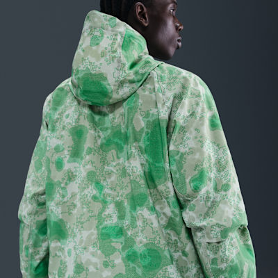 Nike Tech Men's Dri-FIT Woven Camo Windrunner Oversized Jacket