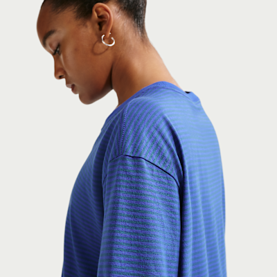 Playera a rayas oversized para mujer Nike Sportswear